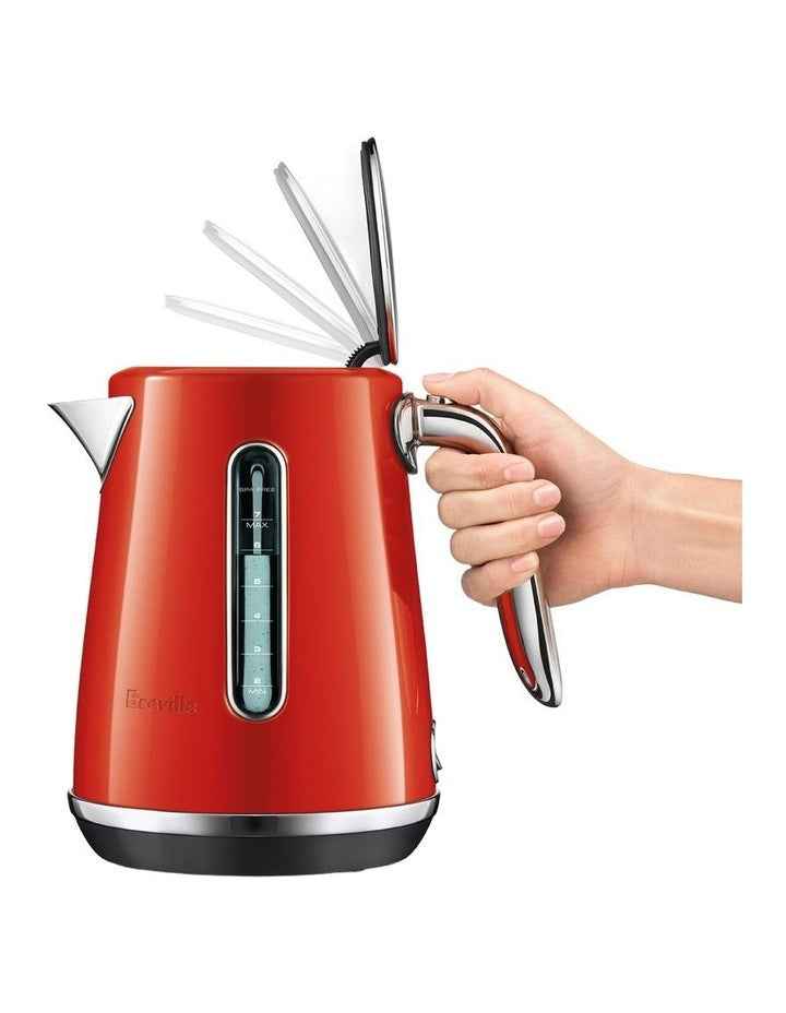 The Soft Top Luxe Kettle BKE735PMR4IAN1 in Pomodoro Rosso