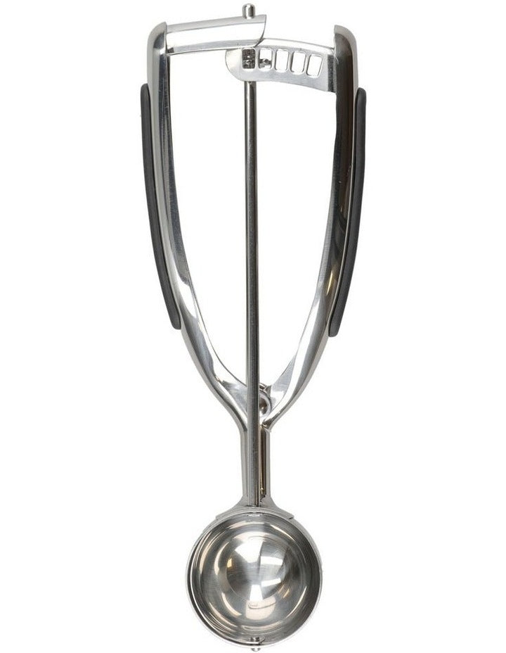 Universal Ice Cream Scoop in Silver