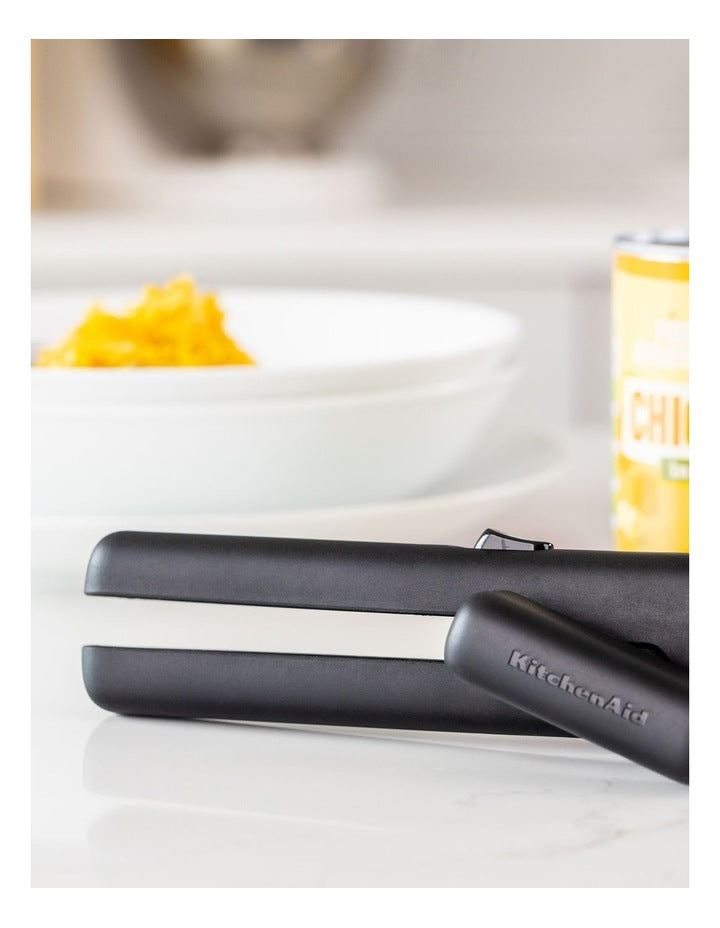Locking Can Opener in Black