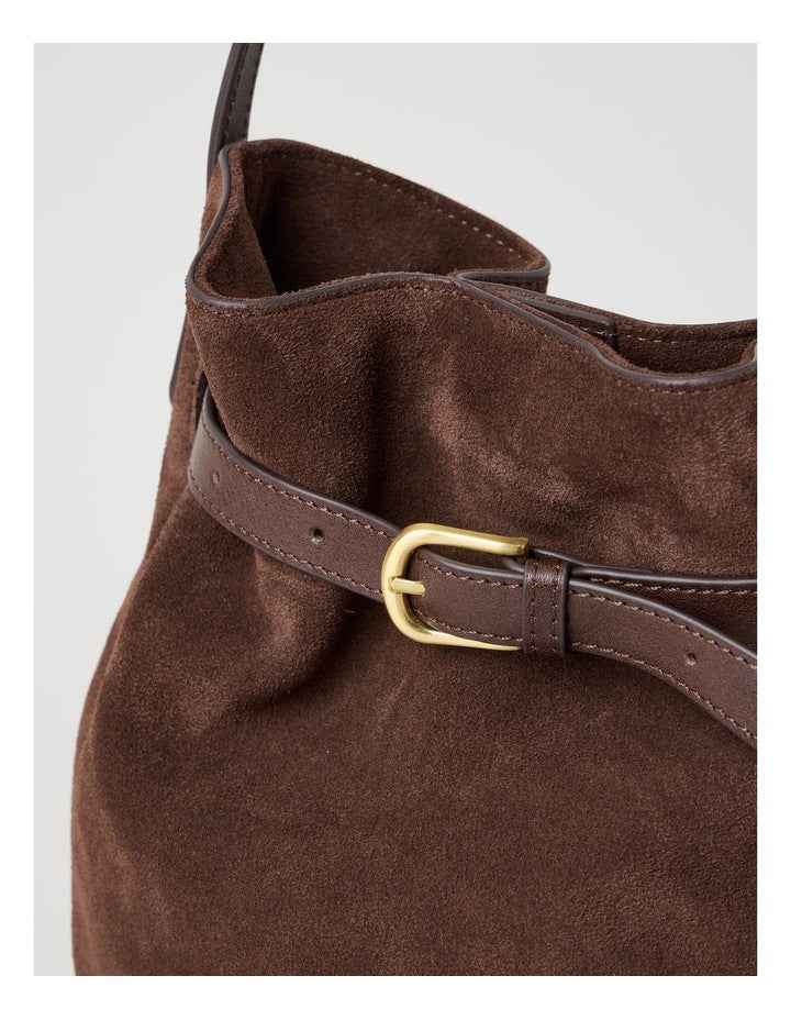 Brooklyn Leather Shoulder Bag in Chocolate