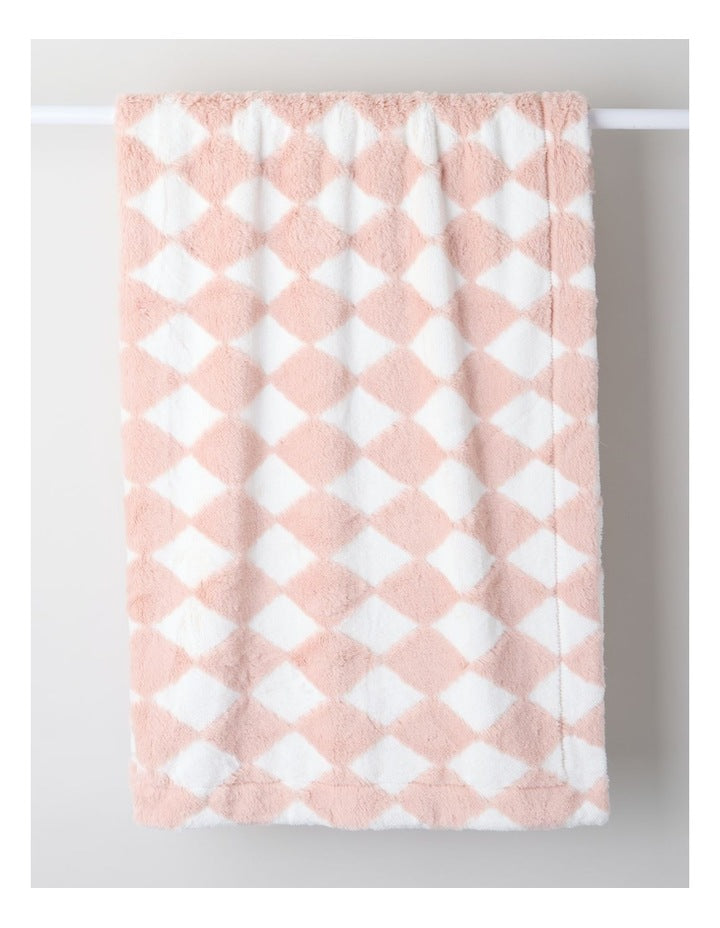 Diamonds Faux Fur Throw in Pink