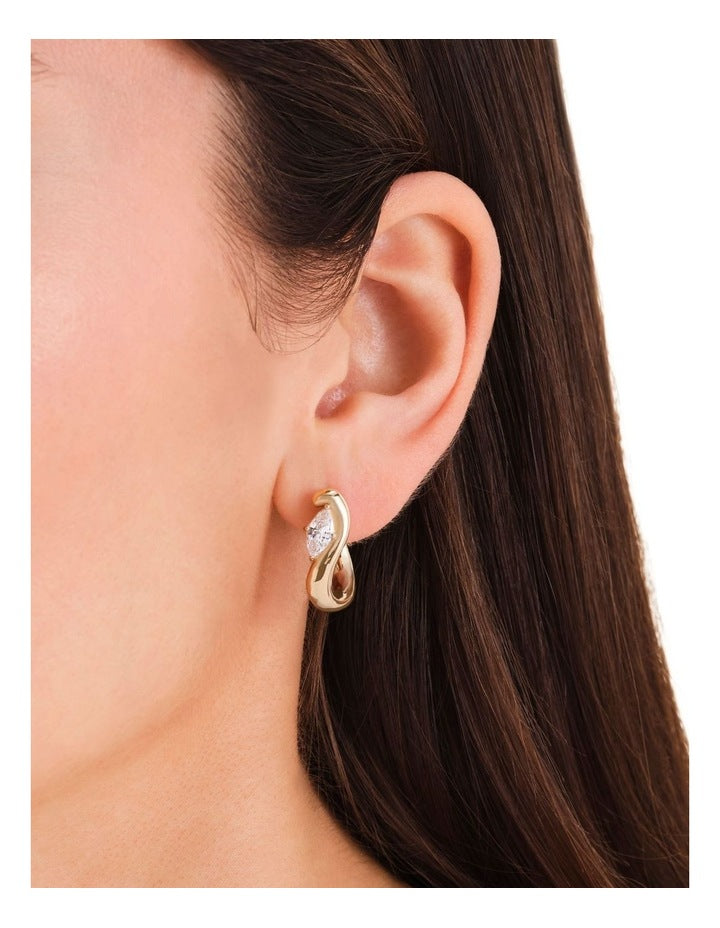 Marquise Wave Hoop Earrings in Gold-Tone
