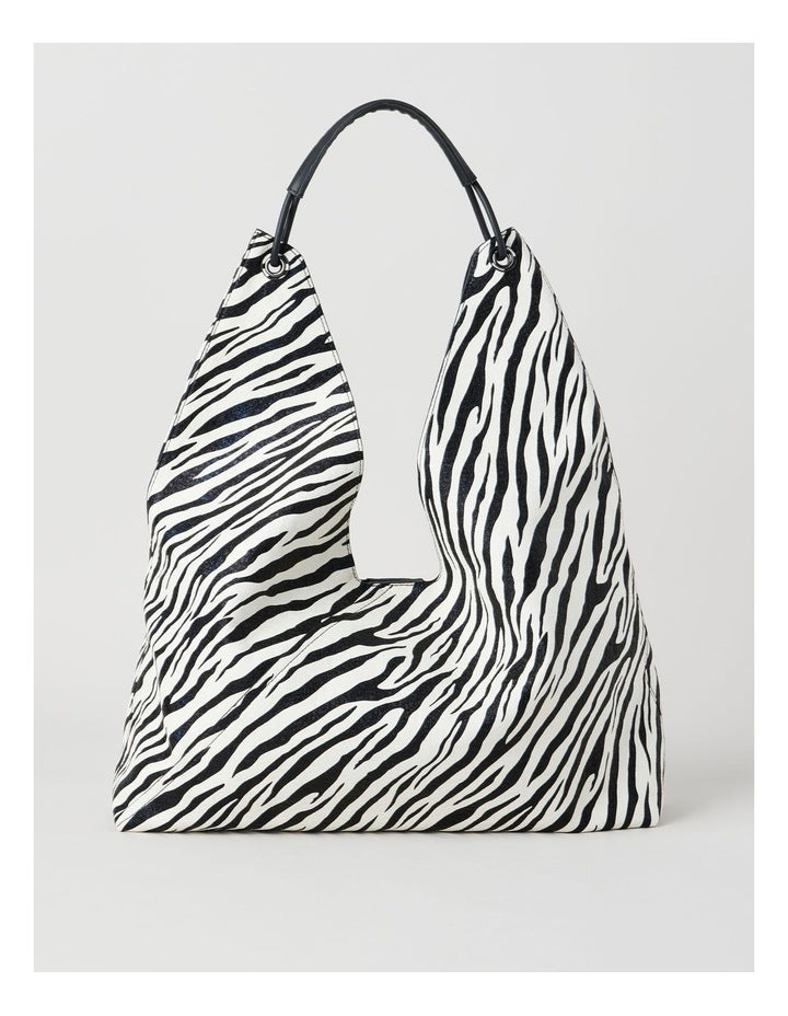 Bree Shoulder Bag in Zebra