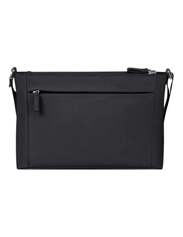 Move 5.0 Horiz. Shoulder Bag+flap In Black