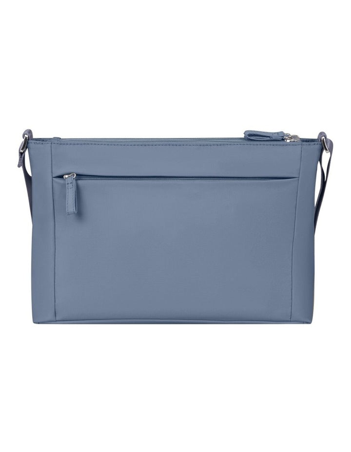 Move 5.0 Horiz. Shoulder Bag + Flap In Storm Blue