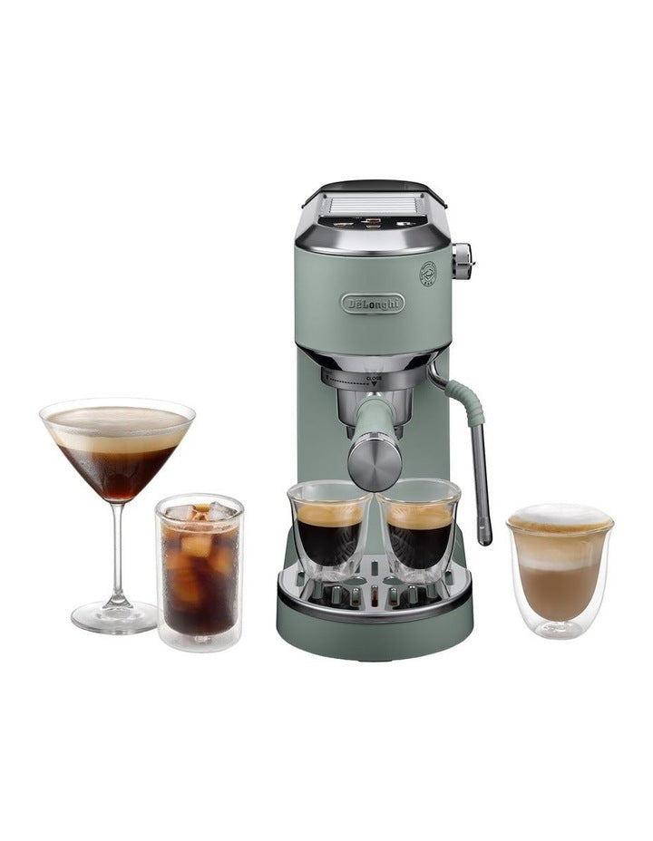 Dedica Duo With Cold Brew Manual Coffee Machine EC890GR in Green