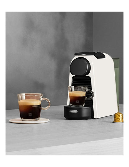 Nespresso Essenza Solo Mini EN85.WMT in White