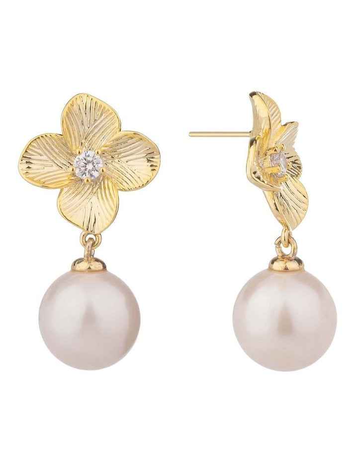 GJEE113M - FLOWER WITH PEARL DROP