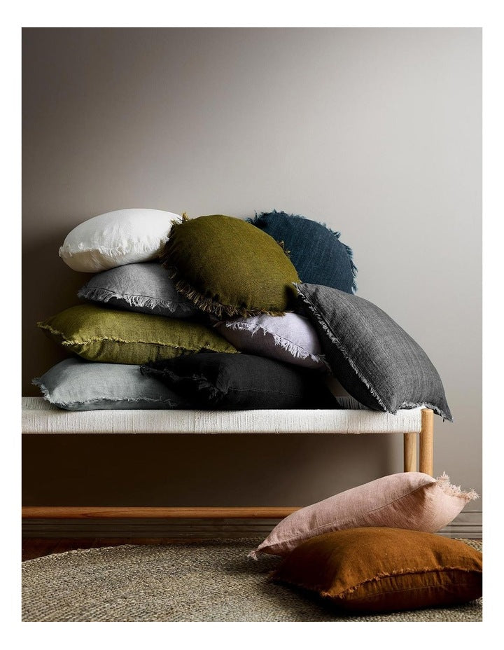 Vintage Linen Fringe Round Cushion in Mulberry