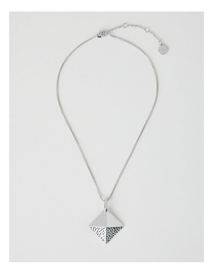 Hammered Pyramid Pendant Necklace in Silver
