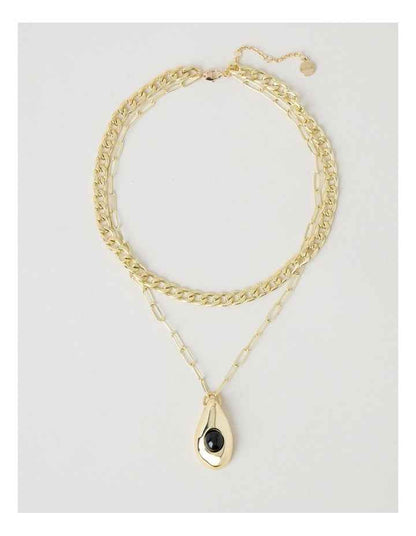 Layered Pendant with Jet Stone in Gold