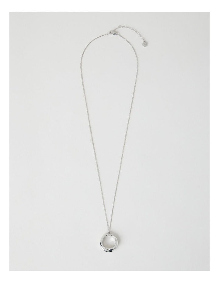 Silver Twist Pendant Necklace