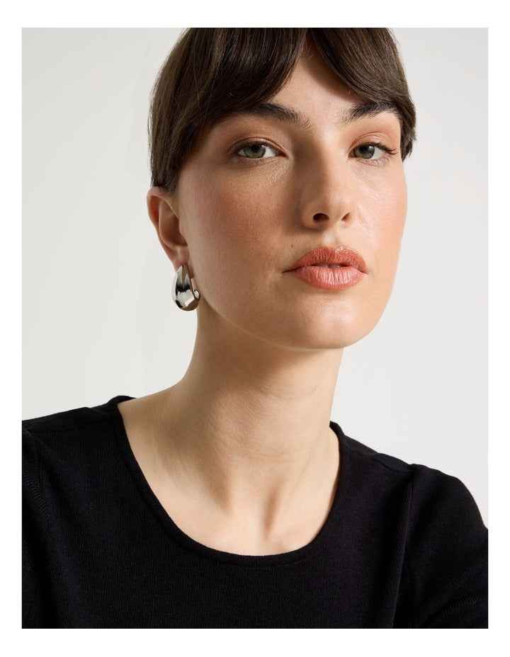 Drop Earrings in Silver