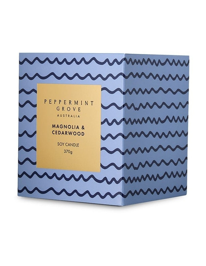 Magnolia Cedarwood Candle 370g