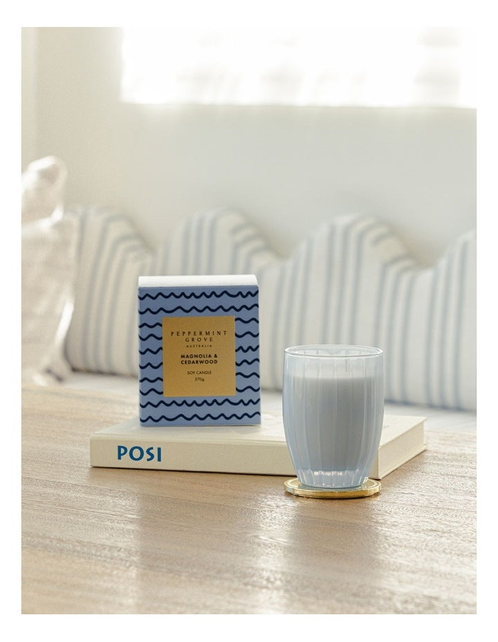 Magnolia Cedarwood Candle 370g