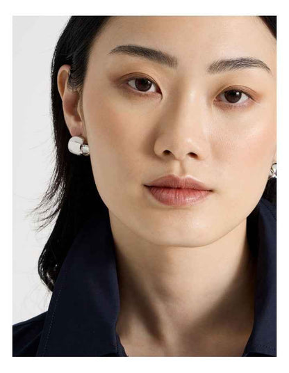 Curved Stud Earrings in Silver