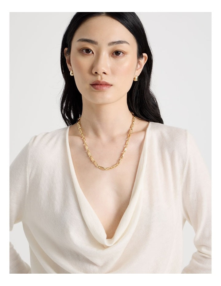 Oval Chain Link Necklace in Gold
