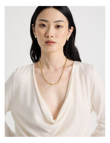 Oval Chain Link Necklace in Gold