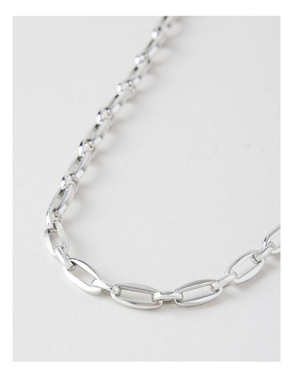 Oval Chain Link Necklace in Silver