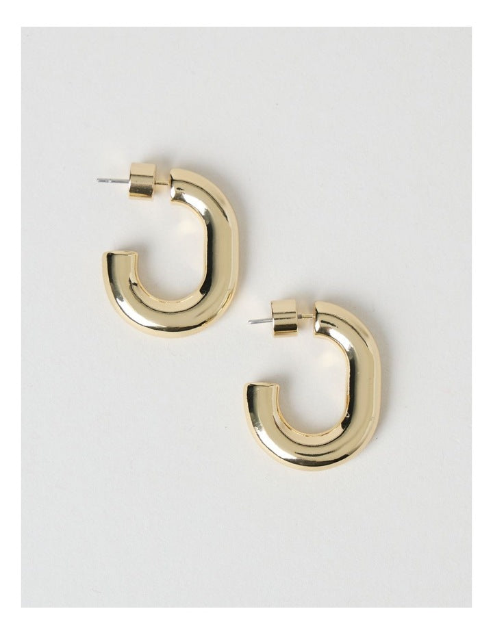 Waterproof Oval Shaped Hoops in Gold