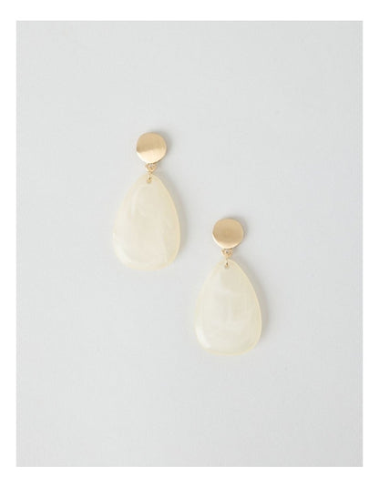 Smooth Resin Drop Earrings in Gold