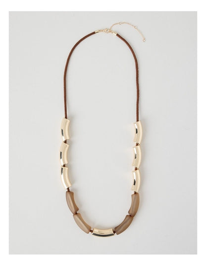 Frosted Curved Bead Necklace in Tannin