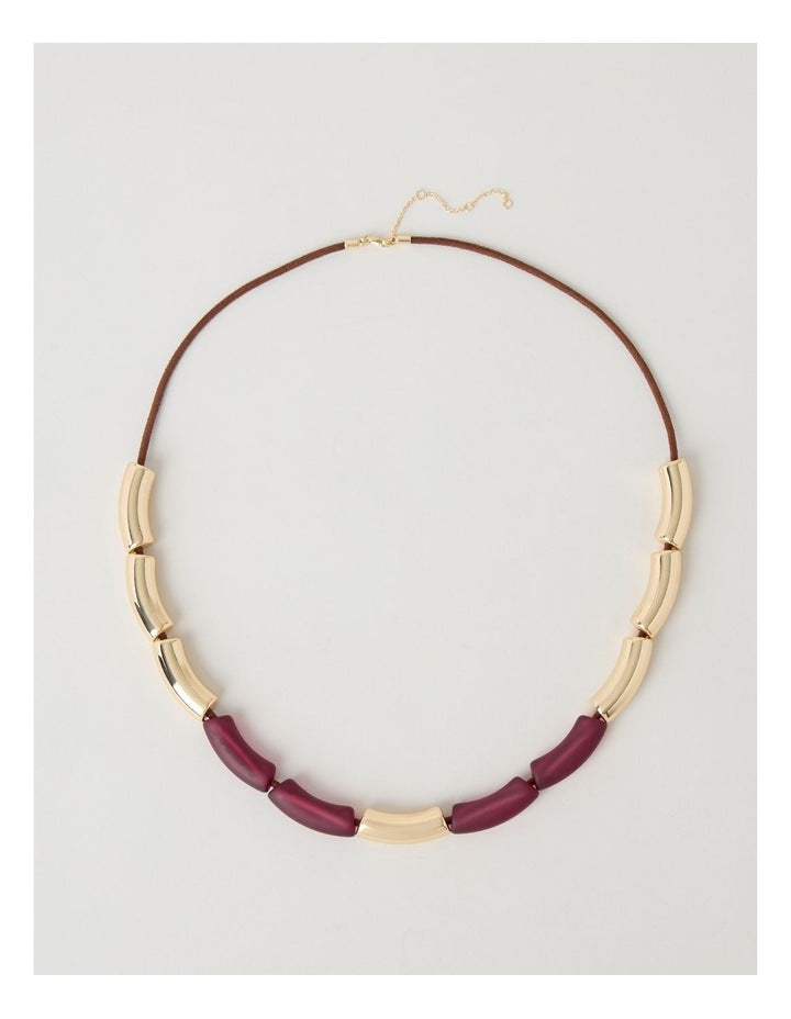 Curved Bead Necklace in Burgundy