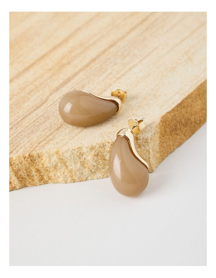 Teardrop Earrings in Tannin