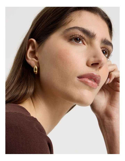 Waterproof Curved Earrings in Gold