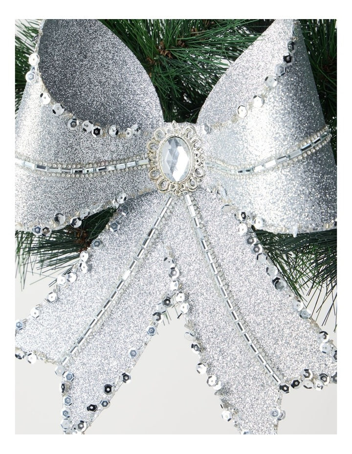 Luxe Christmas Plastic Oversized Bow Clip in Silver: 25cm