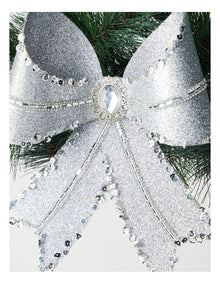 Luxe Christmas Plastic Oversized Bow Clip in Silver: 25cm