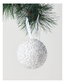 Luxe Christmas Plastic Pearl Bauble in White: 8cm