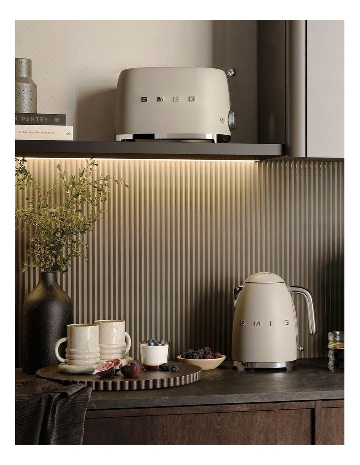 50's Style Kettle KLF03MLMAU in Moonlight Matte