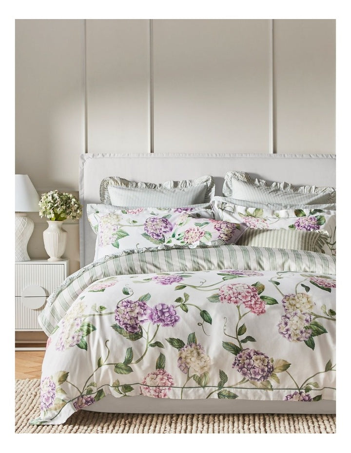 Hydrangea Cotton Sateen Quilt Cover Set in Plum