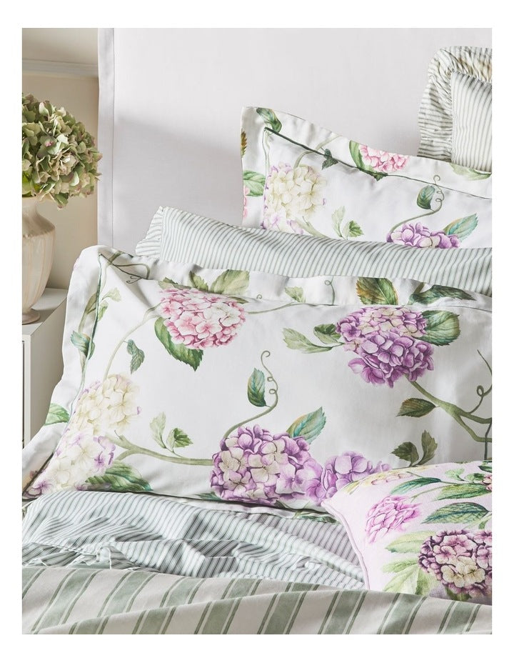 Hydrangea Cotton Sateen Quilt Cover Set in Plum