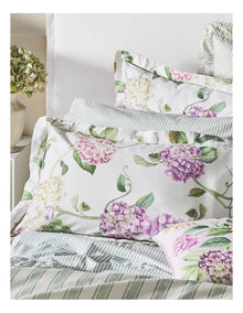 Hydrangea Cotton Sateen Quilt Cover Set in Plum