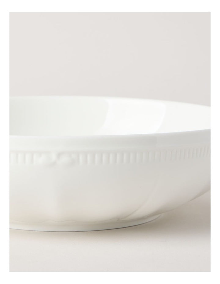 Bella Scalloped Serving Bowl 29cm in White