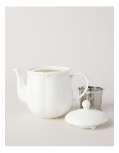 Bella Scalloped Teapot in White