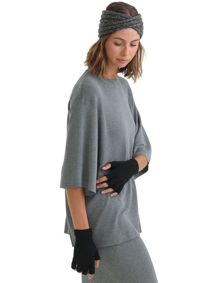 Jaylah Fingerless Gloves in Black