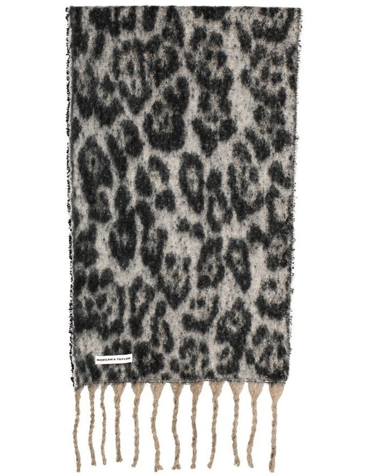 Eliana Scarf in Grey