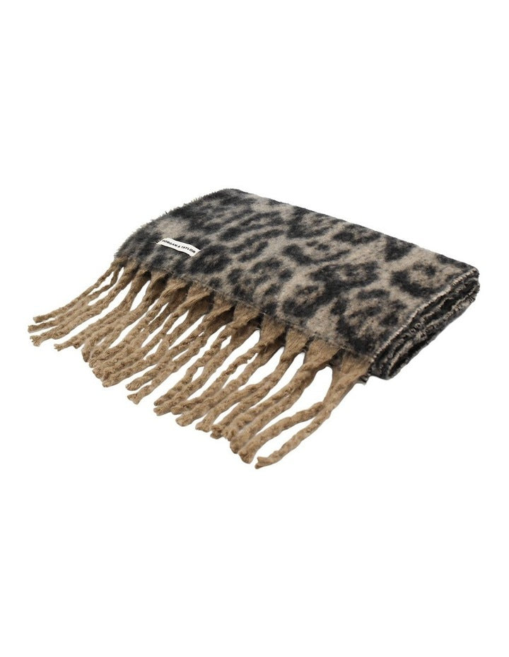 Eliana Scarf in Grey