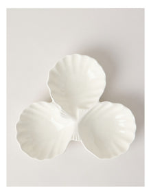 Nautilus Trio Shell Dish 24.8cm in White