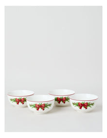 Heirloom Christmas Wreath Bowl Set of 4