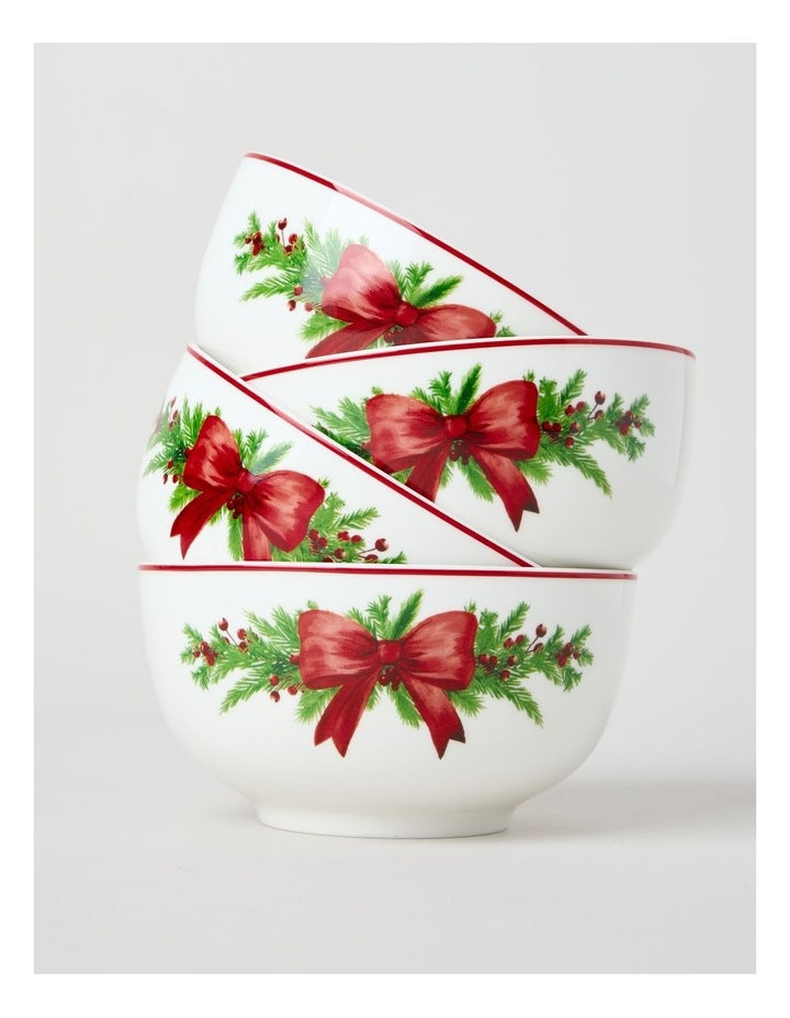 Heirloom Christmas Wreath Bowl Set of 4