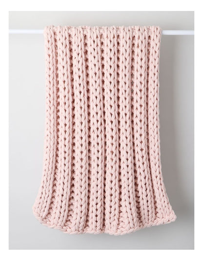 Chunky Knit Throw in Pink