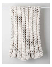 Chunky Knit Throw in Natural