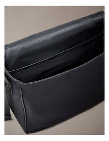 Raised Logo Flap Messenger in Black