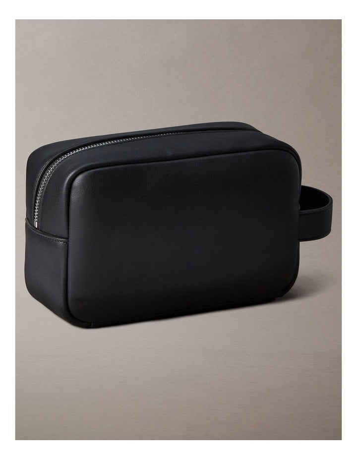 Raised Logo Washbag in Black