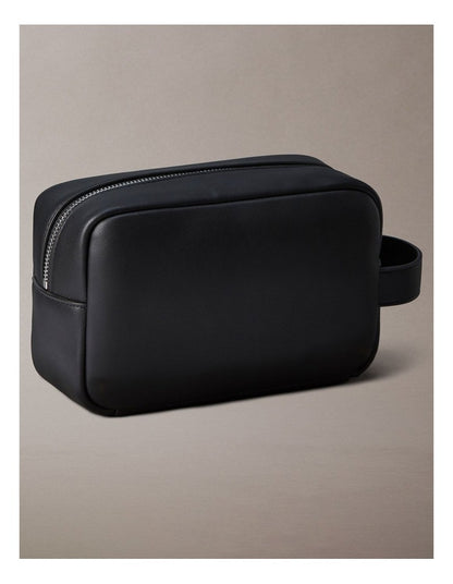 Raised Logo Washbag in Black