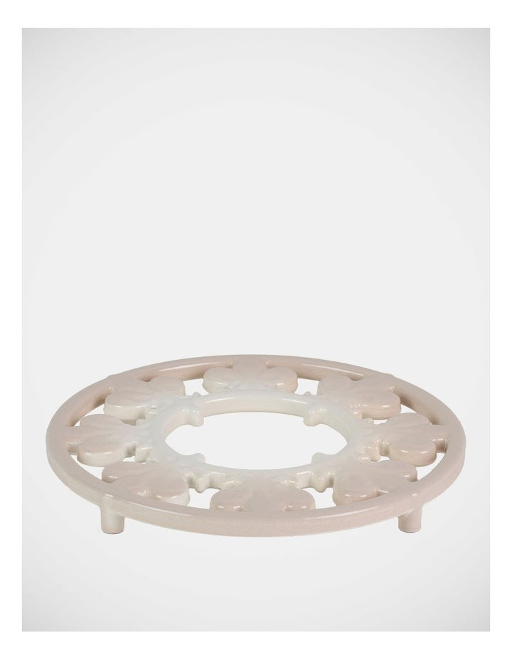 Fleur de Lis Trivet 20cm in Cream